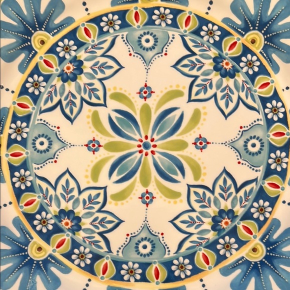 Pier 1 Mediterranean Vista Mosaic Floral Dinner Plates - Set of 2 - Picture 4 of 8